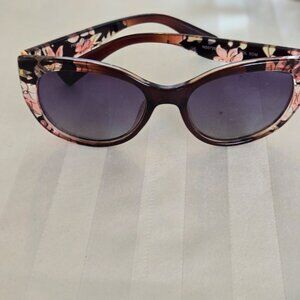 Foster Grant Aisha Clear Black, Ladies Sunglasses